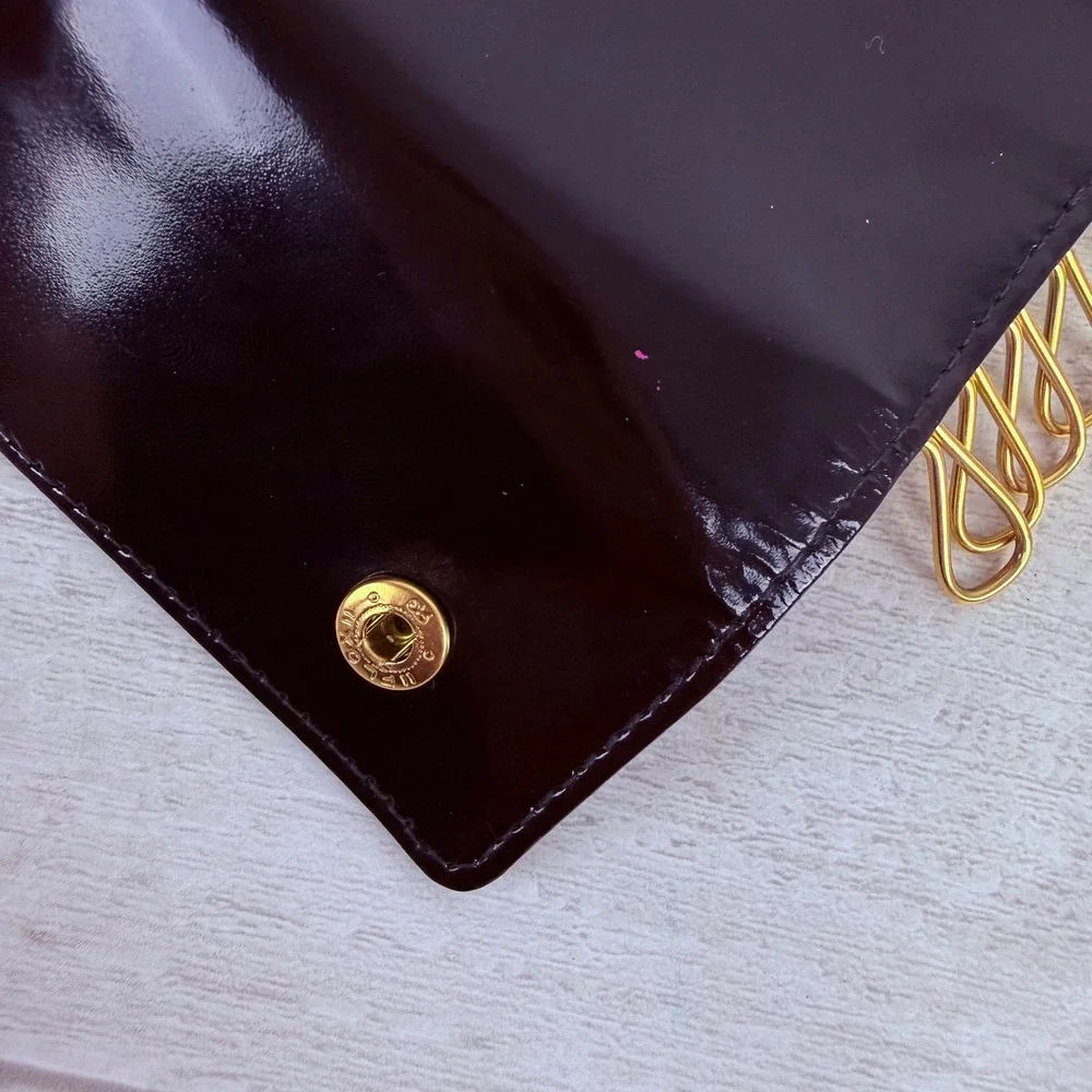 Chanel Key Holder Black Patent Leather CC Logo Vintage 6 Hook Wallet